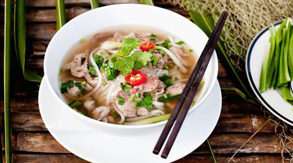 Cách làm phở bò tại nhà